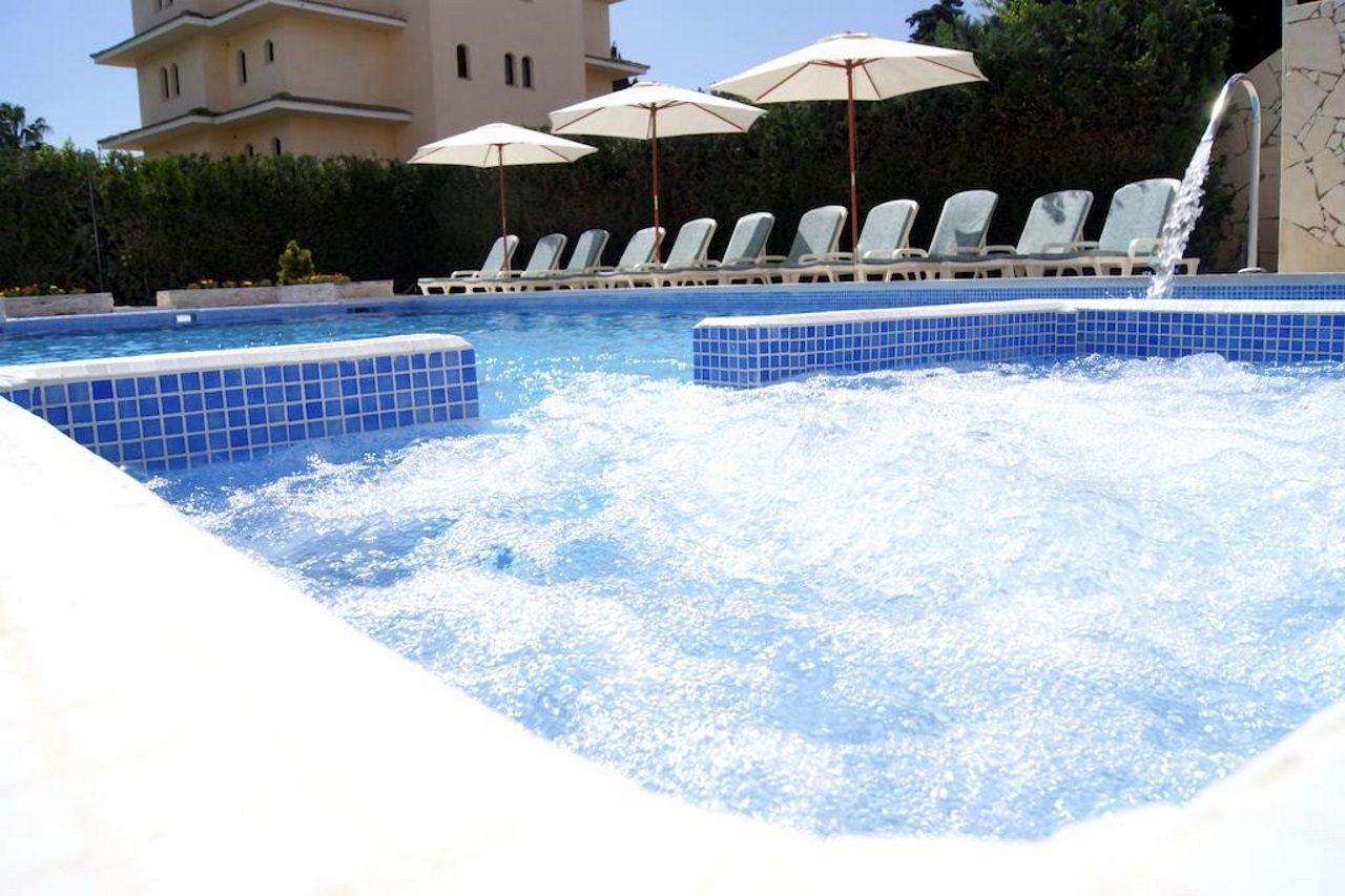 קניאמל Apartamentos Sureda מראה חיצוני תמונה